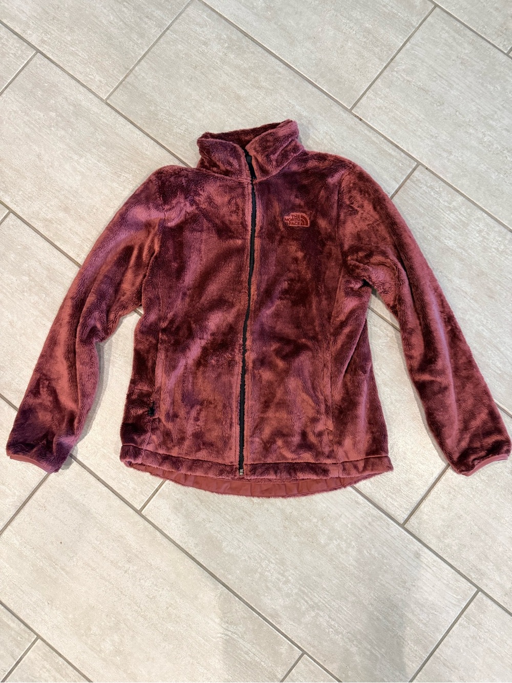 The North Face Women's Plush Full-Zip Teddy Jacket - Burgundy
